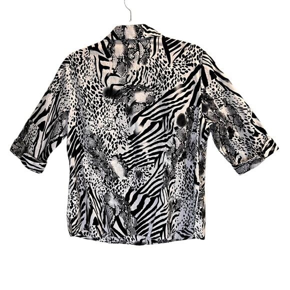 Kim Rogers Women's Button Down Shirt Size Medium Zebra Leopard Print Black White - Picture 10 of 10